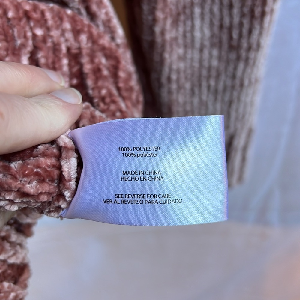 Orvis Sweater - Picture 7 of 7